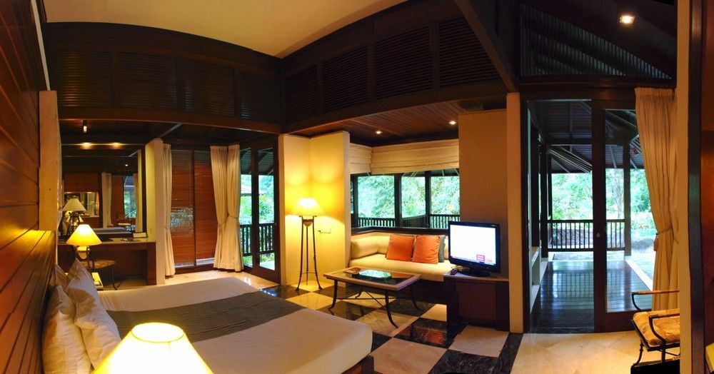 Finna Golf & Country Club Prigen Ngoại thất bức ảnh