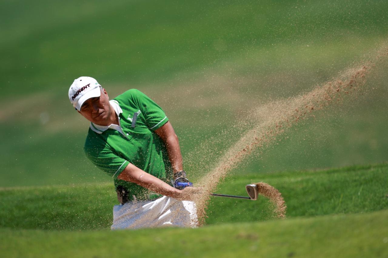 Finna Golf & Country Club Prigen Ngoại thất bức ảnh