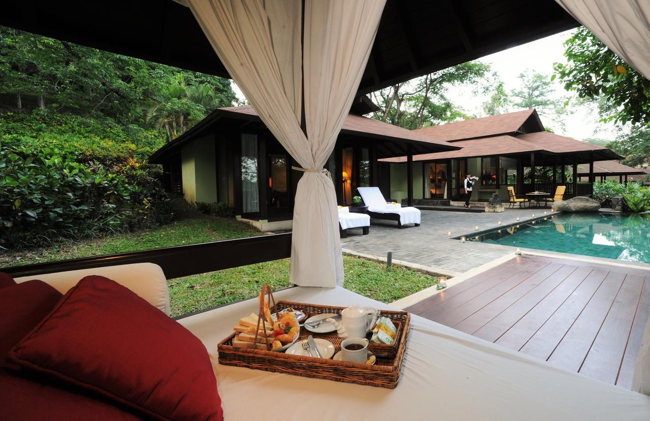 Finna Golf & Country Club Prigen Ngoại thất bức ảnh