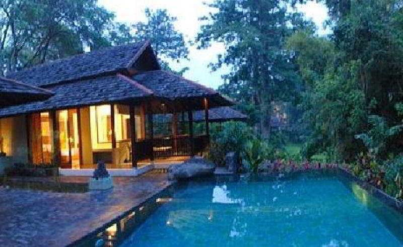 Finna Golf & Country Club Prigen Ngoại thất bức ảnh