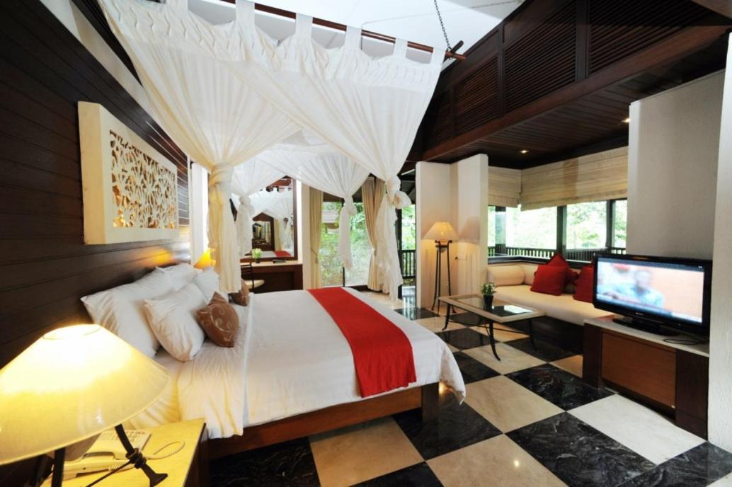 Finna Golf & Country Club Prigen Ngoại thất bức ảnh